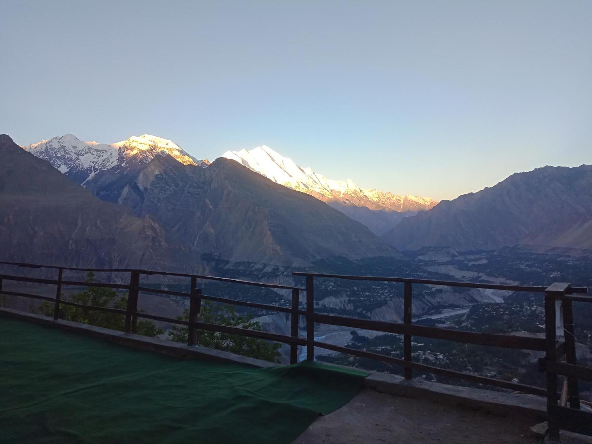 Venus Mountain Resort, Hunza Karimabad  Exterior photo