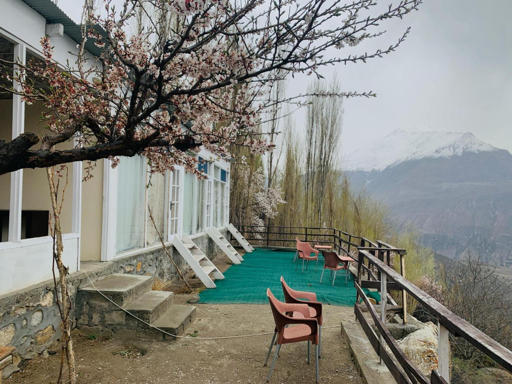 Venus Mountain Resort, Hunza Karimabad  Exterior photo